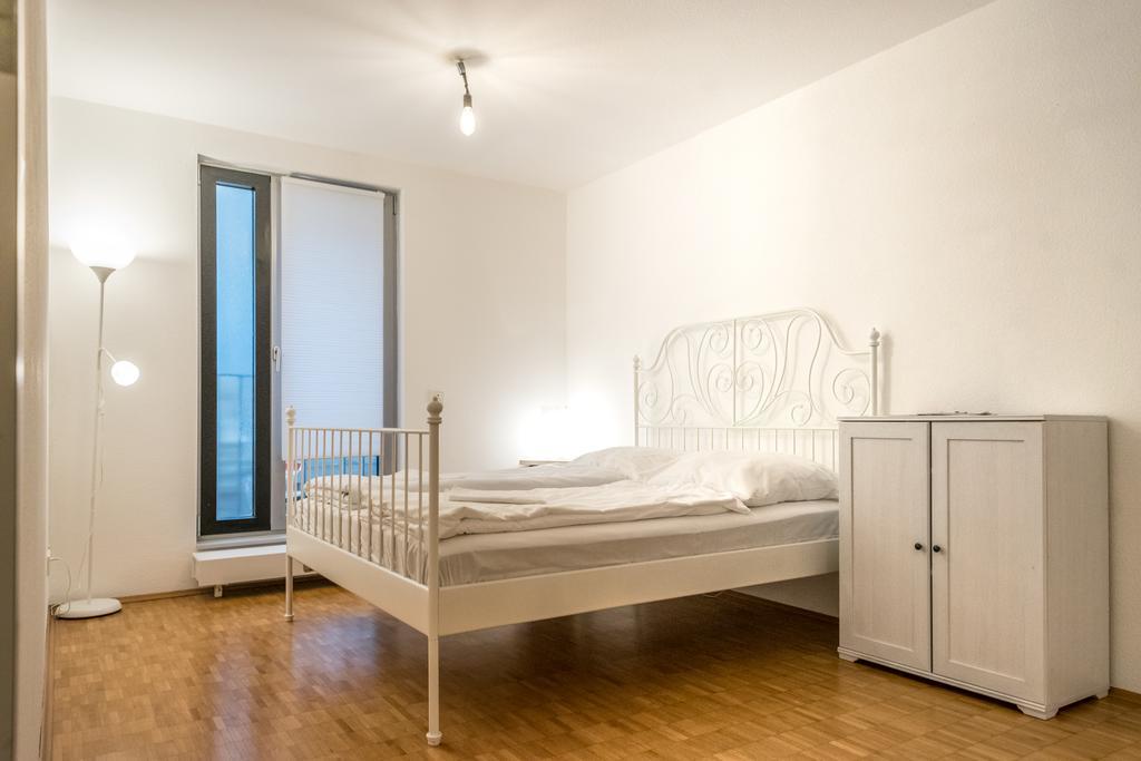 Downtown Apartments Fráncfort del Meno Habitación foto
